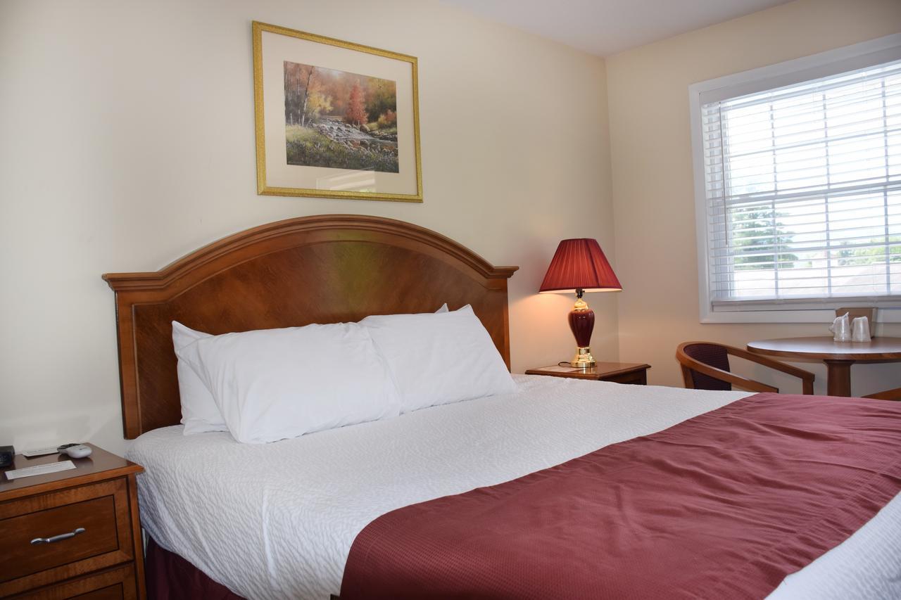 Nordick'S Inn Lake George Luaran gambar